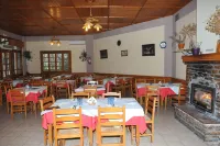 Hani Zemenou Hotels in Арахова