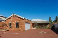 Durham Lodge Bed & Breakfast Hôtels à proximité de : School of Physiotherapy and Exercise Sciences Curtin University