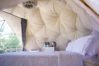 Brisas del Campo Glamping فنادق في Pilar
