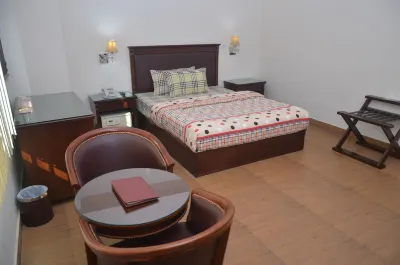 ラ ローズ ホテル のホテル