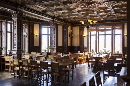 STF Wendelsberg Hotel & Hostel Отели в г. Мёльнлюкке