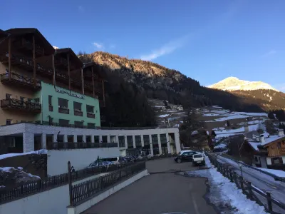Hotel Stella Montis Hotels near Col Rodella