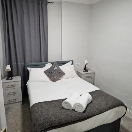 Birtley's Amethyst 3 Bedroom Apt Sleeps 6 Guest