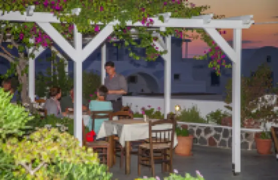 アネモミロス ホテル