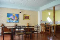 Eco Suites Uxlabil Guatemala - breakfast