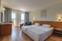 Madara Park Hotel - All Inclusive فنادق في غولدن ساندز