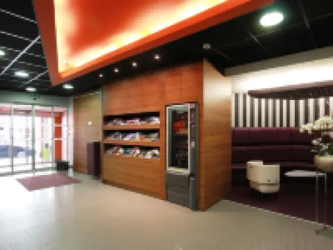 大巴黎貝斯特韋斯特酒店 拉瓦勒酒店