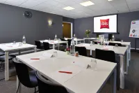Ibis Charleroi Airport Brussels South - Ramah Hewan Peliharaan