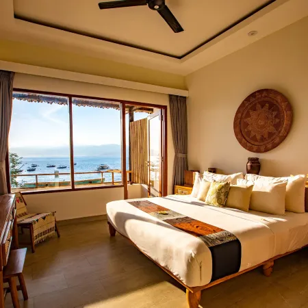 Gili Sands Hotel & Bar
