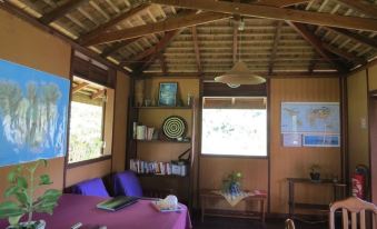 Moorea Surf Inn