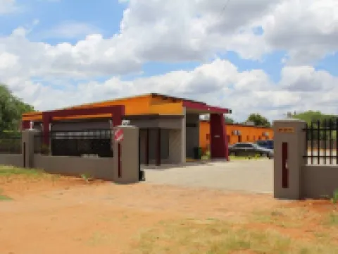 Kings Palace Guest House Hotéis em Palapye