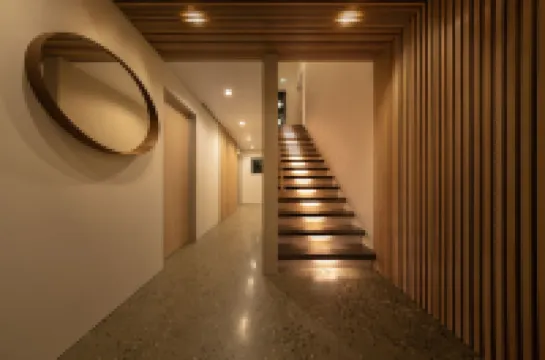 Eminence by the Hakuba Collection