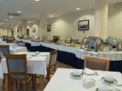 卡拉維拉斯酒店 馬達萊納酒店