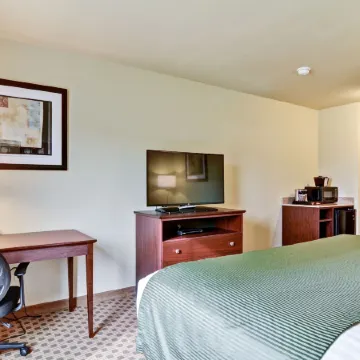 Cobblestone Hotel & Suites Pulaski/Green Bay