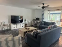 3 BR End Unit Rowhouse 1 Mile to Bethany Boardwalk, Walk to Shops & Restaurants - 4성급
