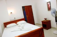 Hotel Camorich Hotels in Debarawewa