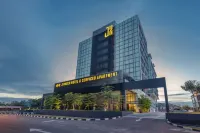 Jinhold Hotel & Serviced Apartment Miri Hotels near Dewan Sebarguna Kampung Luak