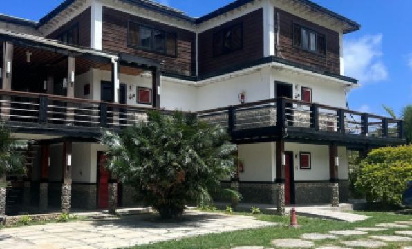 The Sea Cliff Hotel Resort & Spa