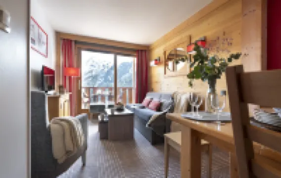 Résidence Pierre & Vacances Premium les Crets Hotels in Les Allues