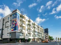 Oaks Vue Suites Geelong Hotels near The Carousel
