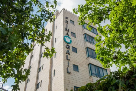 Prima Galil Tiberias Hotel Отели рядом с достопримечательностью «Церковь Умножения Хлебов и Рыб»