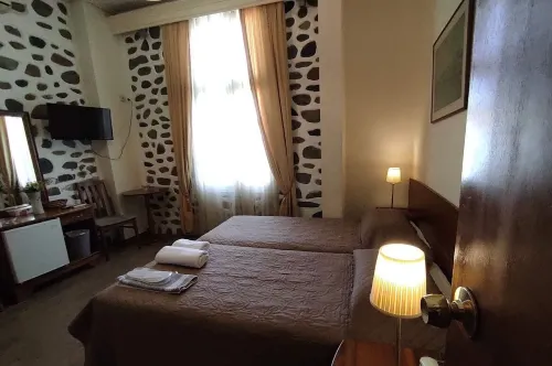 Porto Lesvos Hotel