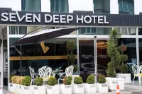 Seven Deep Hotel - Pysäköinti
