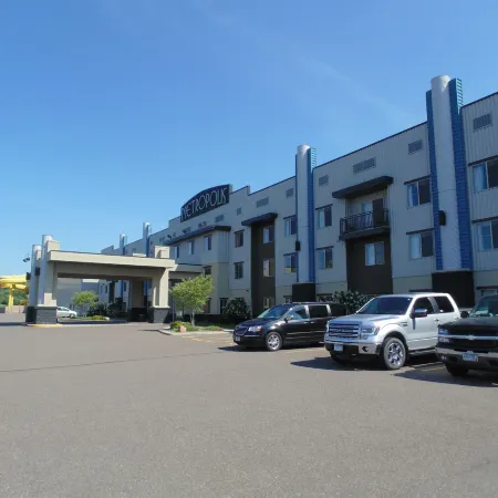 Metropolis Resort - Eau Claire