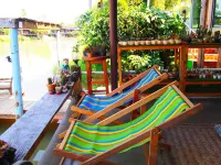 Tahjeen Riverhome Hotels near Ruan Thai Sakorn