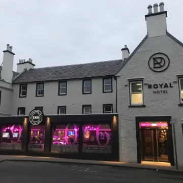 Royal Hotel Отели в г. Камнок