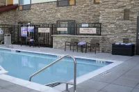 TownePlace Suites Redding - Pools