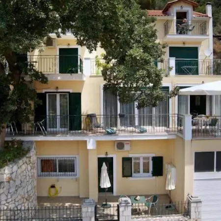Faos Luxury Apartments