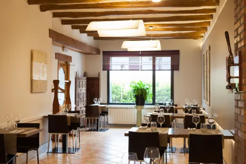 Hostal Restaurant Roma - Gästehäuser