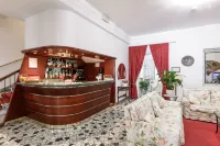 Hotel Astor Victoria - Parking