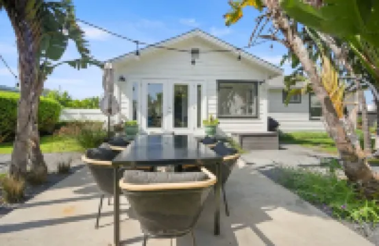 コースタル パーム ヘイブン - ウィズ ホットタブ