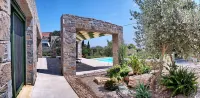 Ouzo Stone House 1 with Private Pool