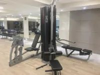 Ramada by Wyndham Lucknow Hotel and Convention Center - gimnasio