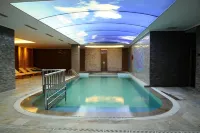 Ramada by Wyndham Bursa Çekirge Thermal & Spa - Pool