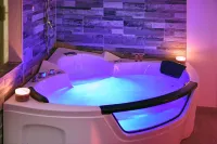 Barbarella Hotel Spa - Bathtub