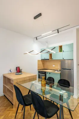 Tirent Apartment-Modern Bedrooms Stay Near Liqeni I Thatë - アパートメント
