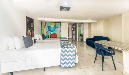 Nobile Suítes Tambaú Отели рядом с достопримечательностью «Seixas»