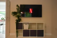 New Build Dickins Heath Hotels in Shirley