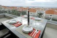 Apartments Tomana