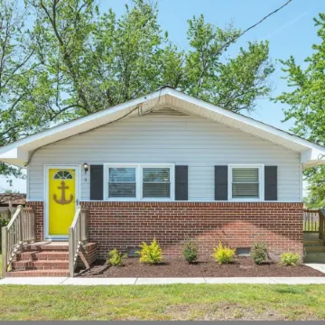 Buckroe Bungalow Buckroe Bungalow Escape to the Beach 2mins Away