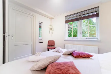 Forest Retreat Private House