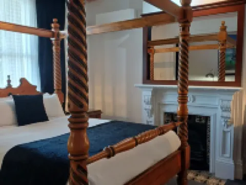 Art Hotel on York Hotels in Launceston