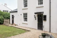 Cosy 1Bd in Malvern with Stunning Views! Hotels in Great Malvern