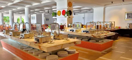 Shukran Palace Отели в г. Kati