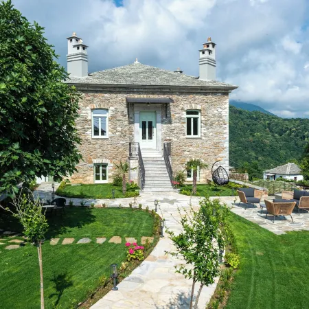 Nostos Country House
