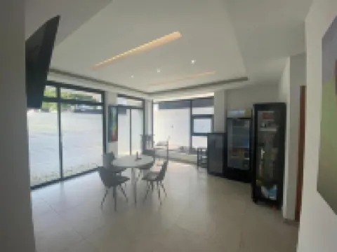 Home Xperience Luxury Apartments Hotels in Limbe